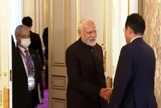 ভারত-জাপান সম্পর্ক গভীরতর হবে বলে আশাবাদী দুই প্রধানমন্ত্রী