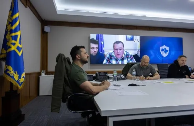 ইউক্রেন জুড়ে বিদ্যুৎ সরবরাহ পুনরুদ্ধারের জন্য কাজ করছে সরকারঃ জেলেনস্কি