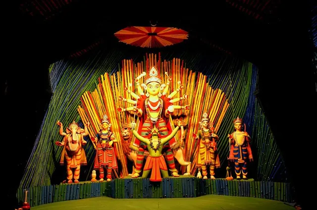 স্মৃতিপটের 'কোলাজ'এ উঠে আসছে রাজডাঙ্গা নব উদয় সংঘ