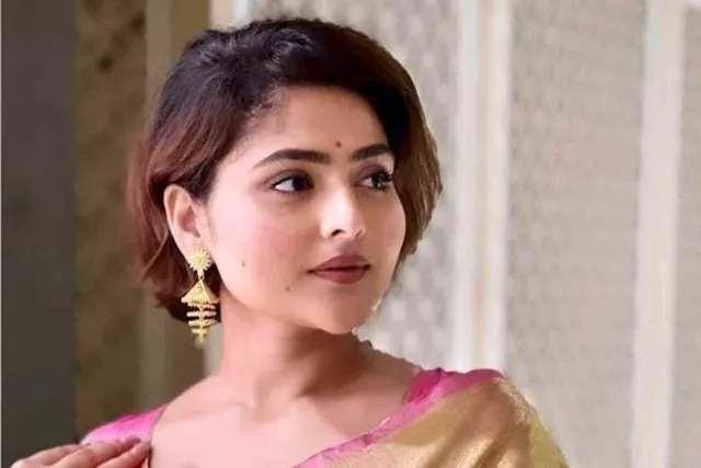 অভিনেত্রী ঐন্দ্রিলা শর্মার অবস্থা এখনও সঙ্কটজনক