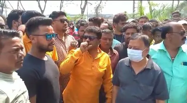 অন্ডালের খাঁদরায় তৃণমূলের গোষ্ঠী কোন্দল, থানায় দুই পক্ষের বিক্ষোভ