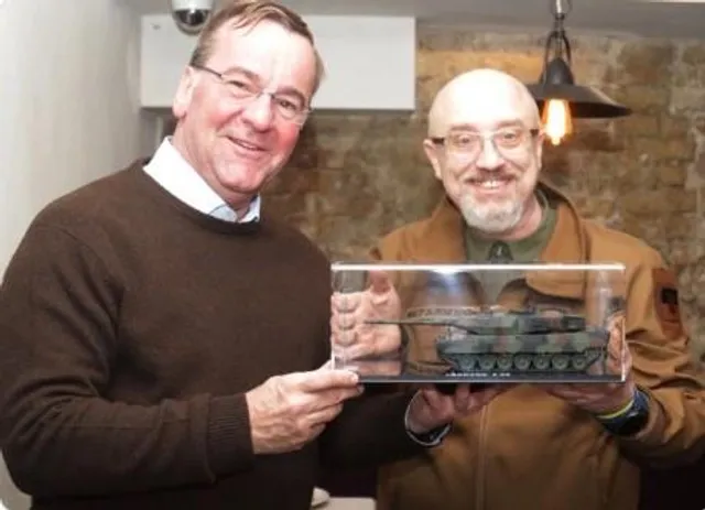 লেপার্ড ২ ট্যাংক সরবরাহের জন্য জার্মানিকে ধন্যবাদ জানালেন ইউক্রেনের প্রতিরক্ষামন্ত্রী