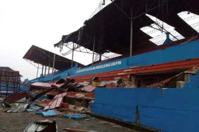 টাম্পা উপসাগরে অবস্থান করছে হারিকেন ইয়ান