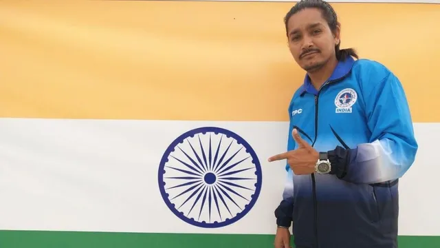 ছিটকে গেলেন শ্যামসুন্দর স্বামী