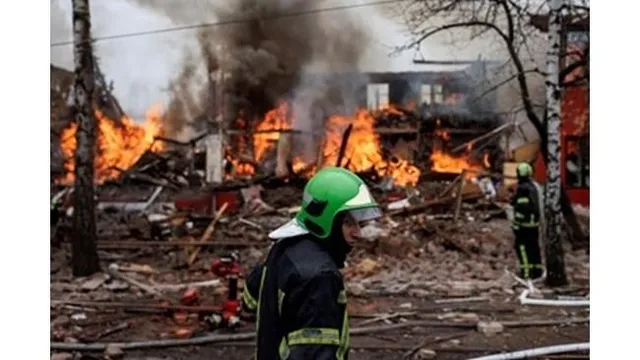 ব্যাপক গোলাবর্ষণের পর খারকিভের পরিস্থিতি উত্তেজনাপূর্ণঃ মেয়র