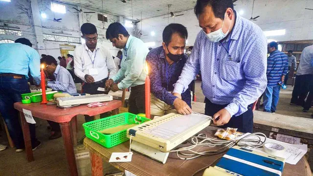 উত্তেজনার আবহের মধ্যেই আজ ত্রিপুরায় পুরভোট