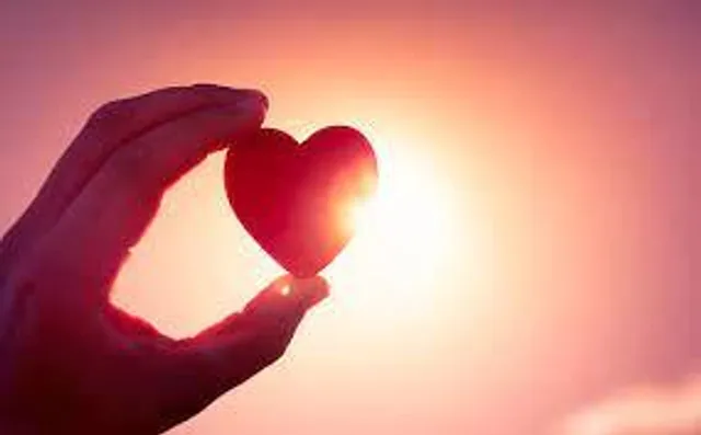 আজকের দিনে কারা মন খুলে প্রেম করবেন?