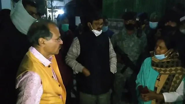 বহরমপুরে কংগ্রেস প্রার্থীকে নির্বাচনী প্রচারে বাধা