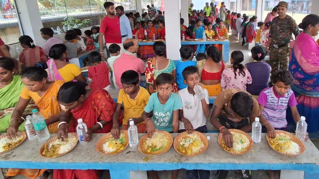Murshidabad Violence: Relief Camp Conditions Deteriorate, Children Left Without Adequate Food
