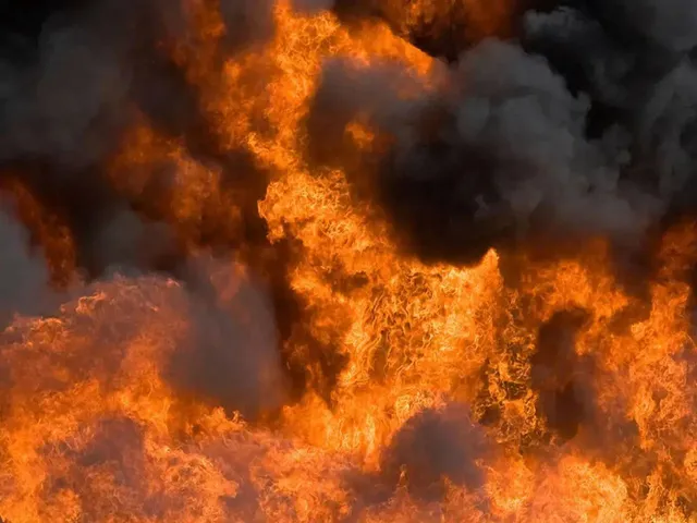 blast1.jpg