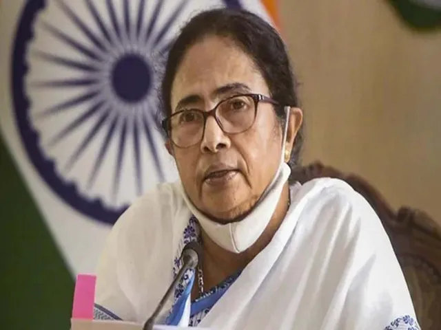 mamata banerjee holiday announce