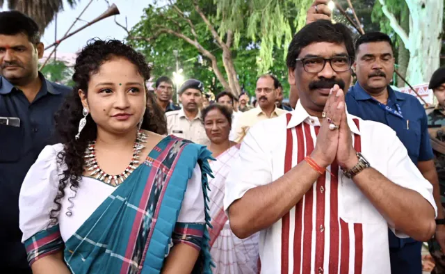 Hemant Soren and Kalpana Soren