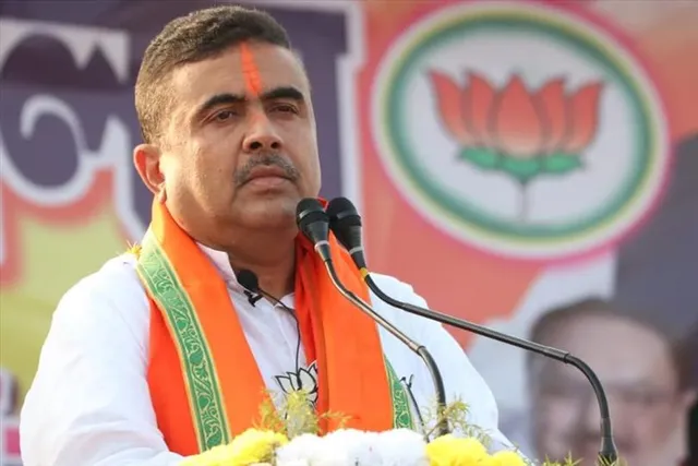 Suvendu Adhikari targets Trinamool from Barajora's public meeting