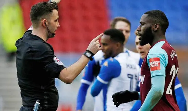 Masauku fires West Ham winner