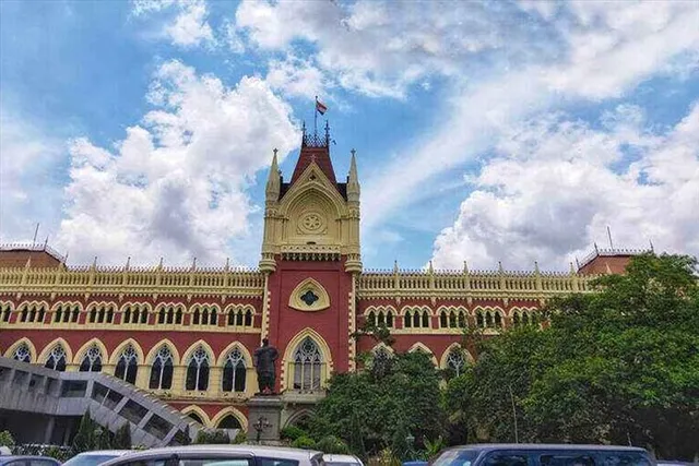 10,000 rupees fined by the High Court to the headmistress of the school