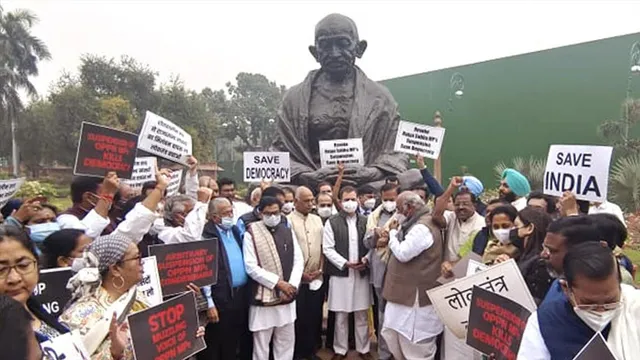 Opposition leaders boycott the meeting called by the central government