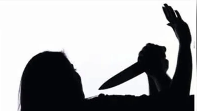 UP- Ballia girl thwarts molestation bid by neighbour, sustains knife injuries