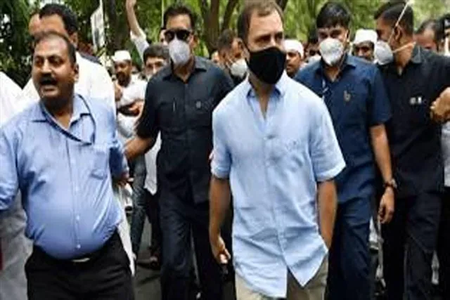 Chief Ministers are being beaten up: Congress