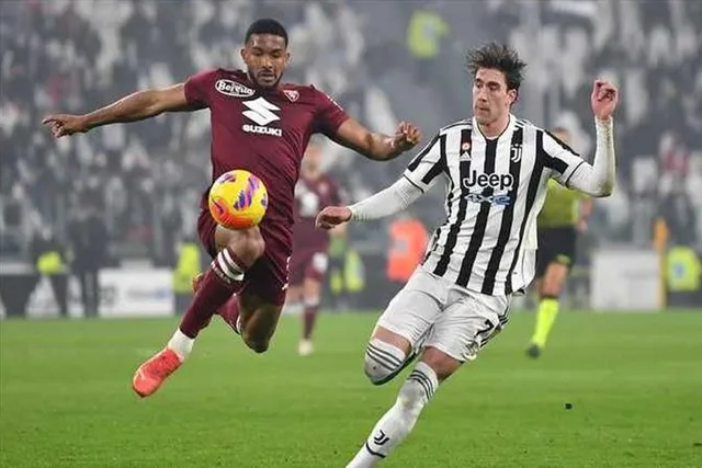 JUVENTUS CLOSE IN ON BREMER