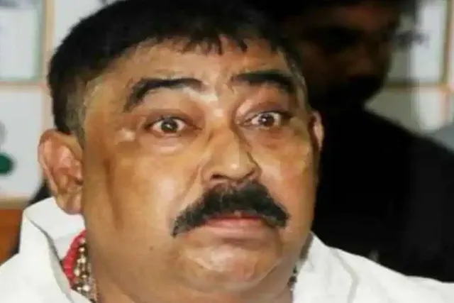 Accountant Manish Kotharia in ED custody for 6 days