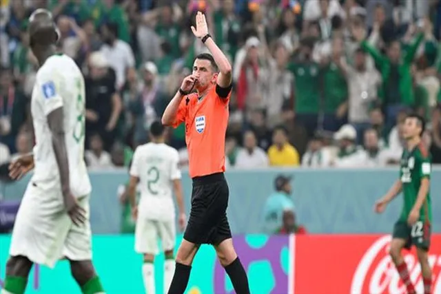 Michael Oliver received death threats