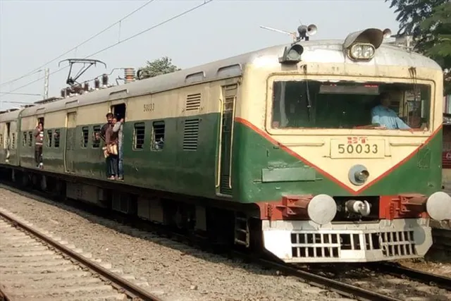 Rail blockade demanding cleanliness