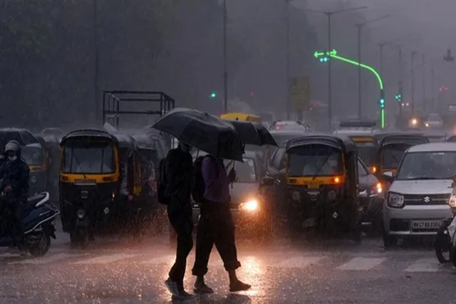 IMD predicts heavy rains in West Coast