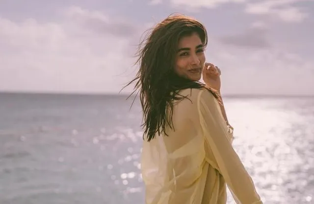 Pooja Hedge shared stunning pictures on Instagram