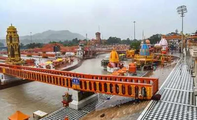 Uttarakhand Imposes Carfew