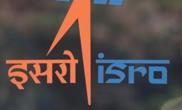 ISRO truck blocked for 'nokku-kooli'