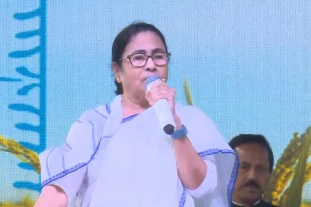 Shares crash after Union Budget: Mamata Banerjee