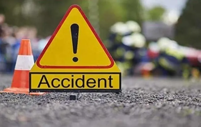Mini-truck and tractor collide in Hathras, four killed