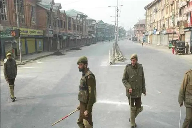 Due to Prophert controversy, vehicles and shops are closed in Poonch