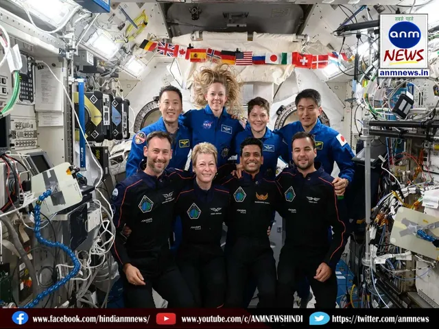 4 astronauts