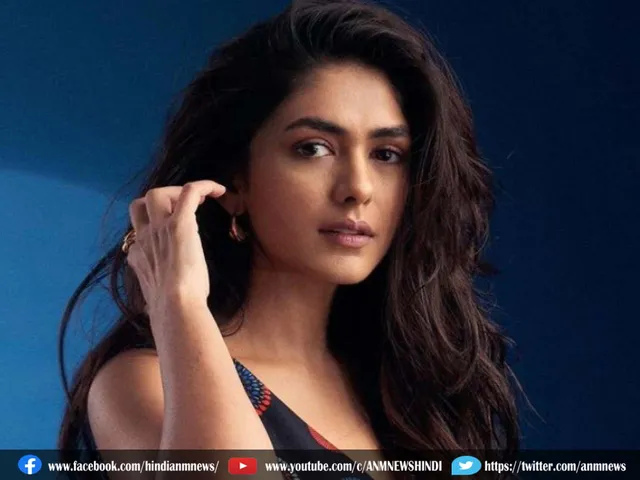 mrunal thakur.