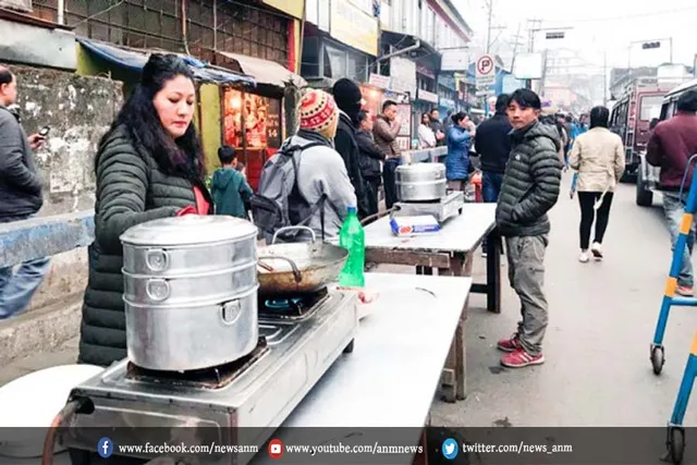 evicted hawkers supported