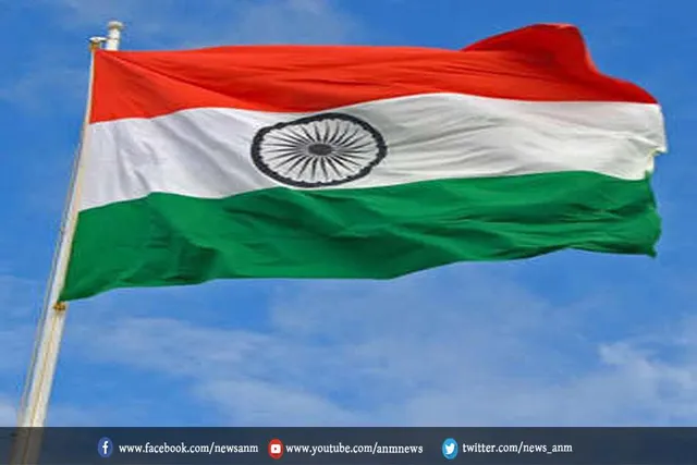 क्यों आतंकी के परिवार ने घर पर फहराया तिरंगा