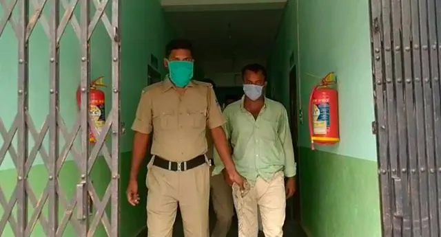 ड्रग्स के साथ कई लोग गिरफ्तार