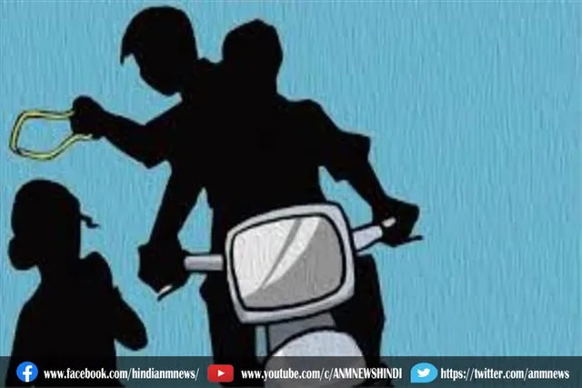 धनबाद: महिला के गले से चेन झपट बाइक सवार फरार