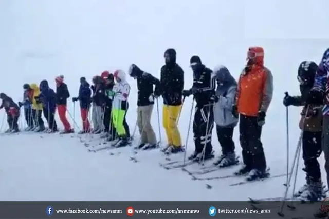 खराब मौसम के बावजूद गुलमर्ग में खेलो इंडिया गेम्स जारी