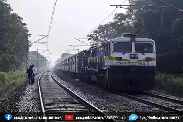 देश भर में 371 ट्रेनें कैंसिल