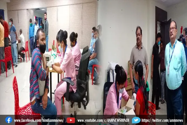 आयरन एंड स्टील फैक्ट्री के श्रमिकों को दूसरे डोज की वैक्सीन दी गई