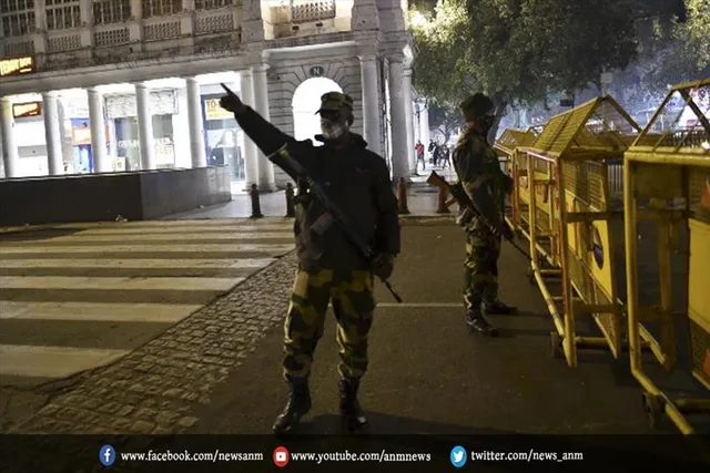 दिल्ली: 55 घंटे का कर्फ्यू