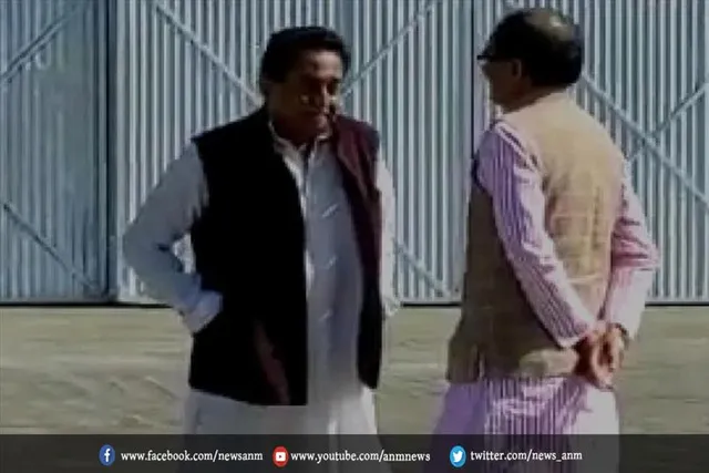 स्टेट हैंगर पर शिवराज से मिले कमलनाथ
