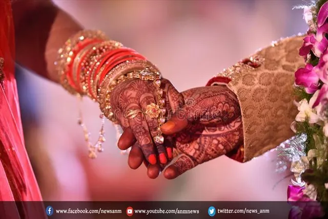 दूल्हा और दुल्हन ने श्मशान घाट में की शादी