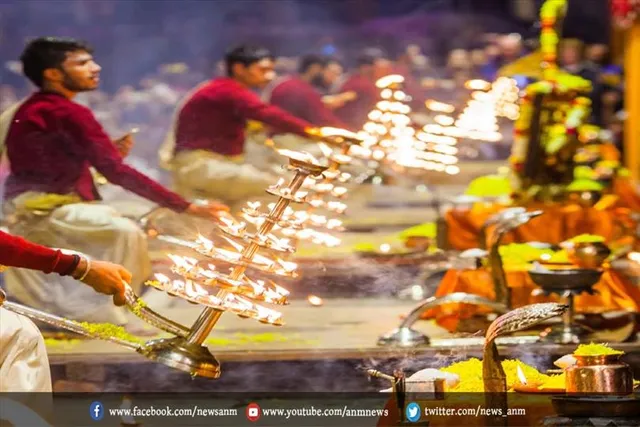 गंगा घाट के लिए प्लास्टिक की चटाई बनी मुसीबत