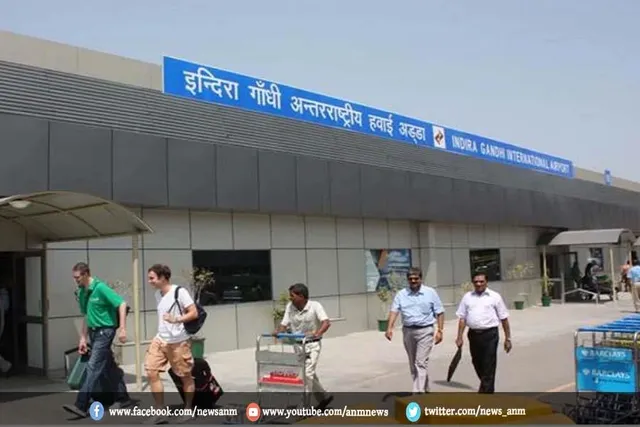 हवाई अड्डे के कार्गो एरिया में चोरी करने वाले गैंग का खुलासा