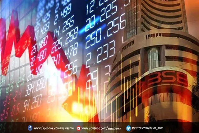 सेंसेक्स खुलते ही 900 अंक फिसला, निफ्टी 16500 के नीचे