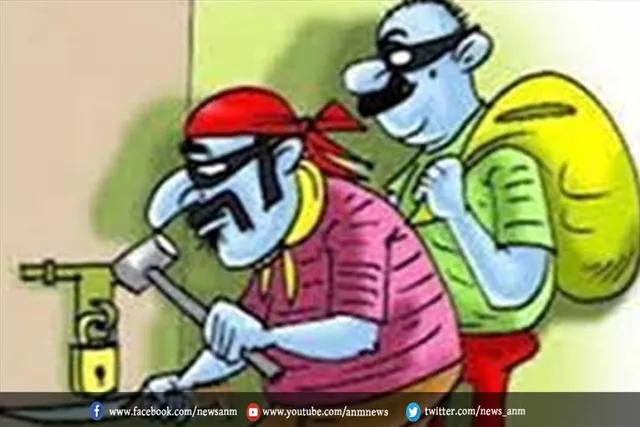 नौकर दे गया दगा, ले भागा लाखों के जेवर