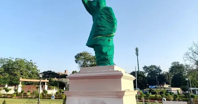 झांसी में लगेगी पूर्व प्रधानमंत्री की मूर्ति